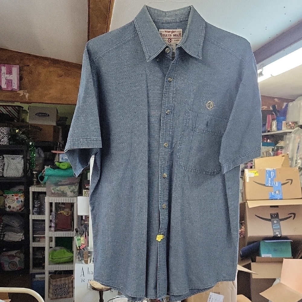 Wrangler Rugged Wear Men's Blue Denim Shirt 18/18 1/2 Large Short Sleeve